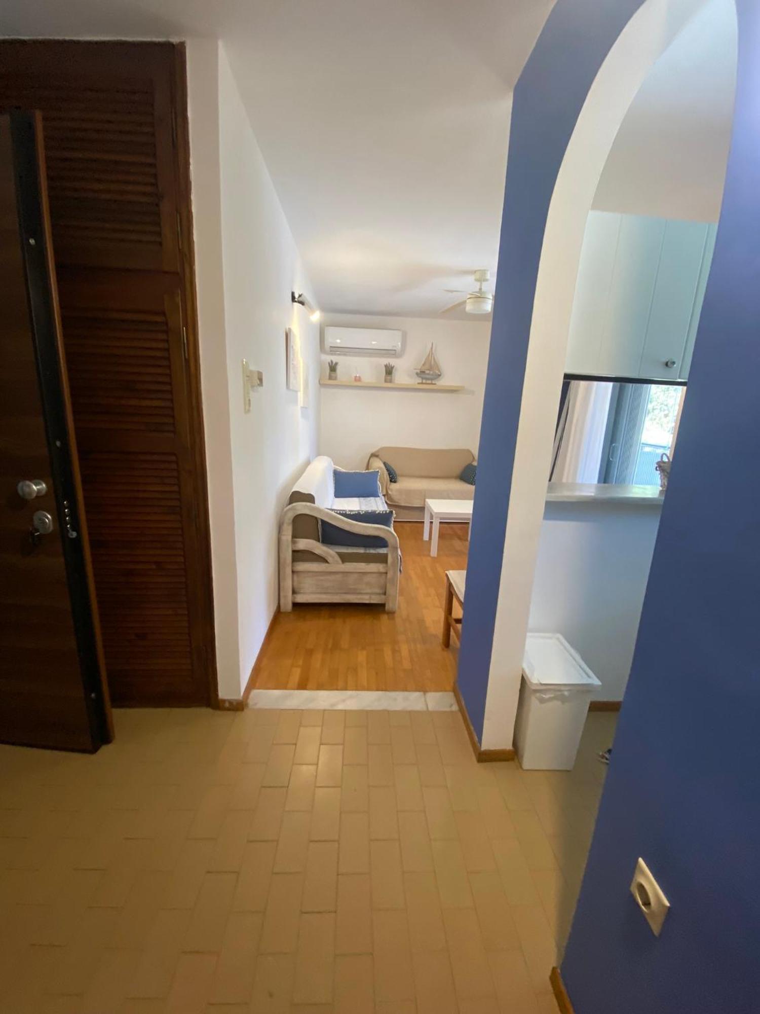 Irini Seaside Apartment Palaiontsiflikion Ngoại thất bức ảnh