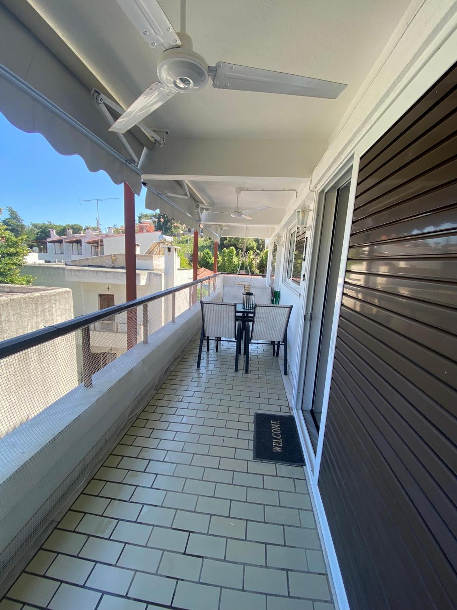 Irini Seaside Apartment Palaiontsiflikion Ngoại thất bức ảnh